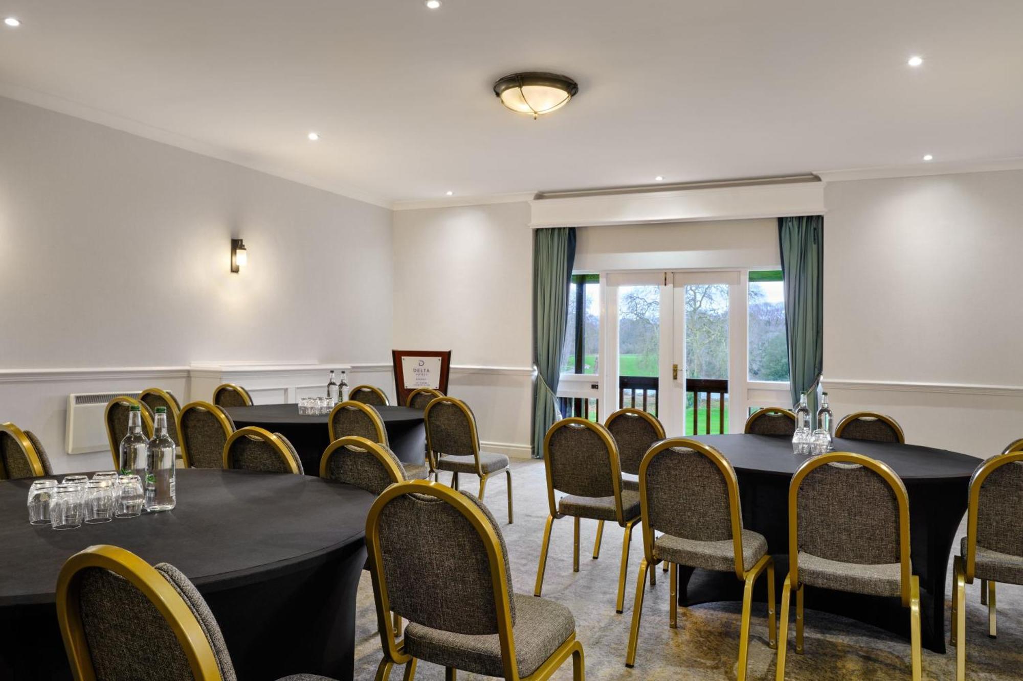 Delta Hotels By Marriott St Pierre Country Club Chepstow Bagian luar foto