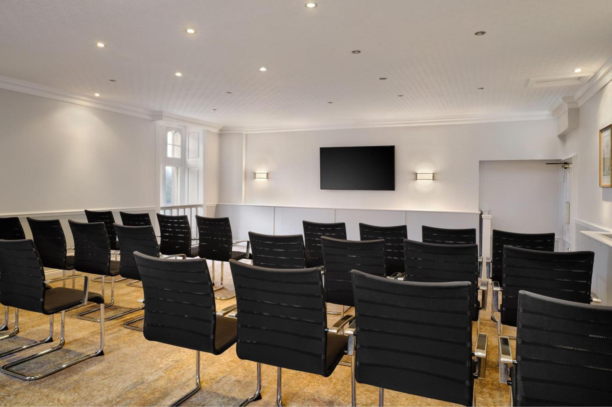Delta Hotels By Marriott St Pierre Country Club Chepstow Bagian luar foto