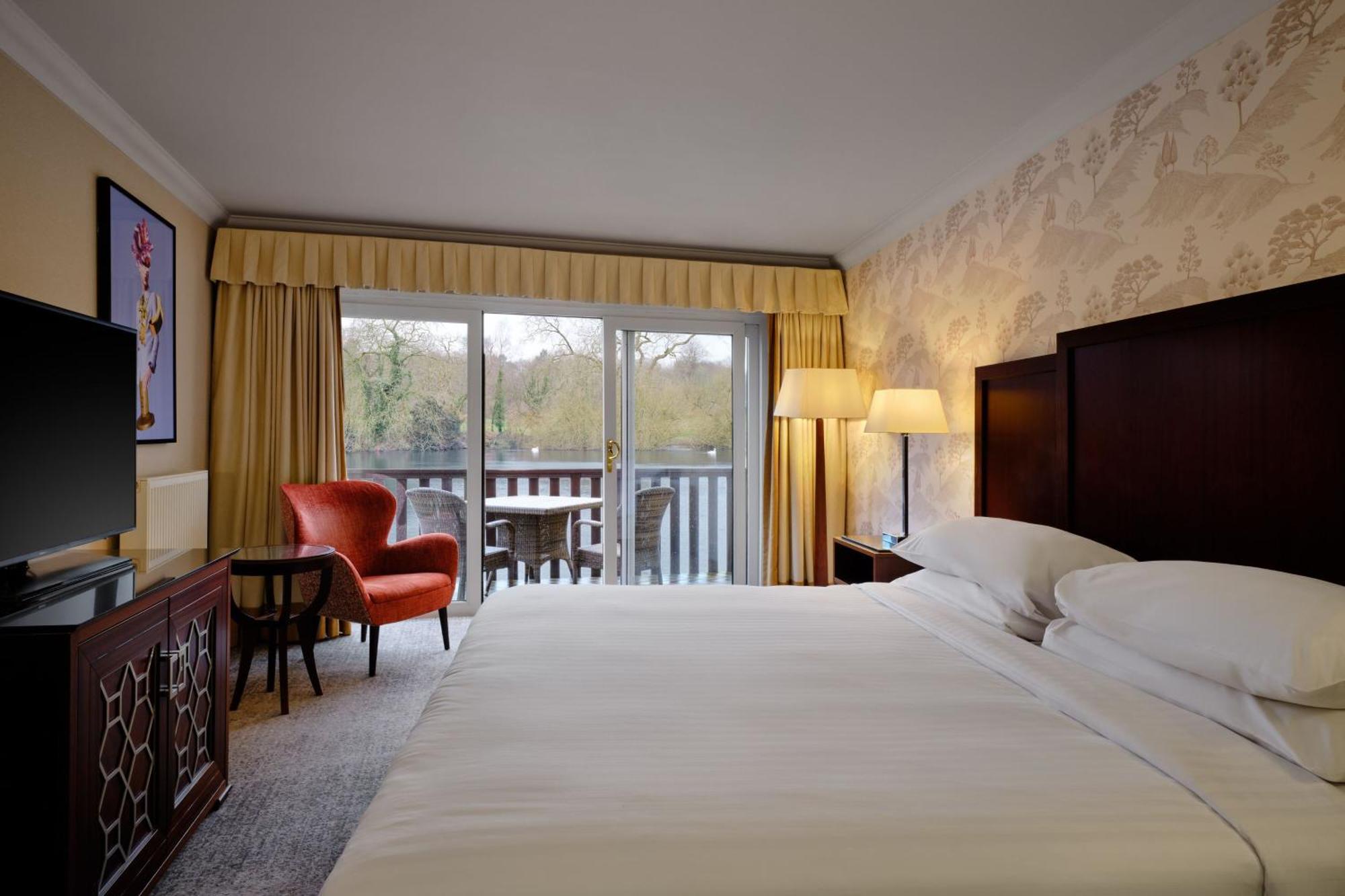 Delta Hotels By Marriott St Pierre Country Club Chepstow Bagian luar foto