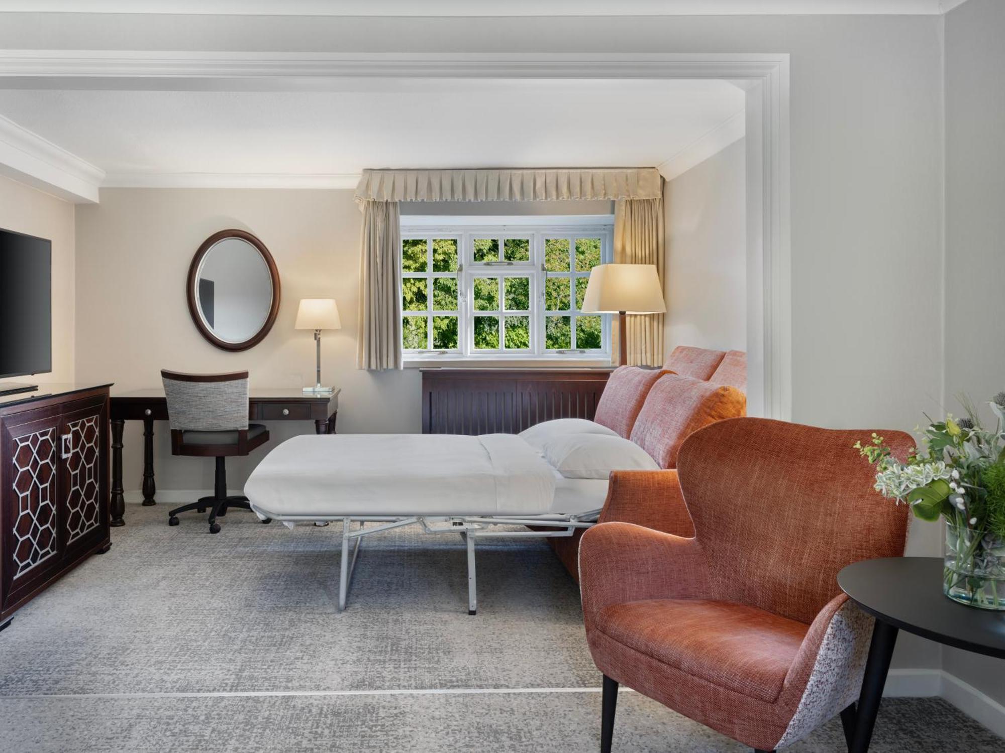 Delta Hotels By Marriott St Pierre Country Club Chepstow Bagian luar foto