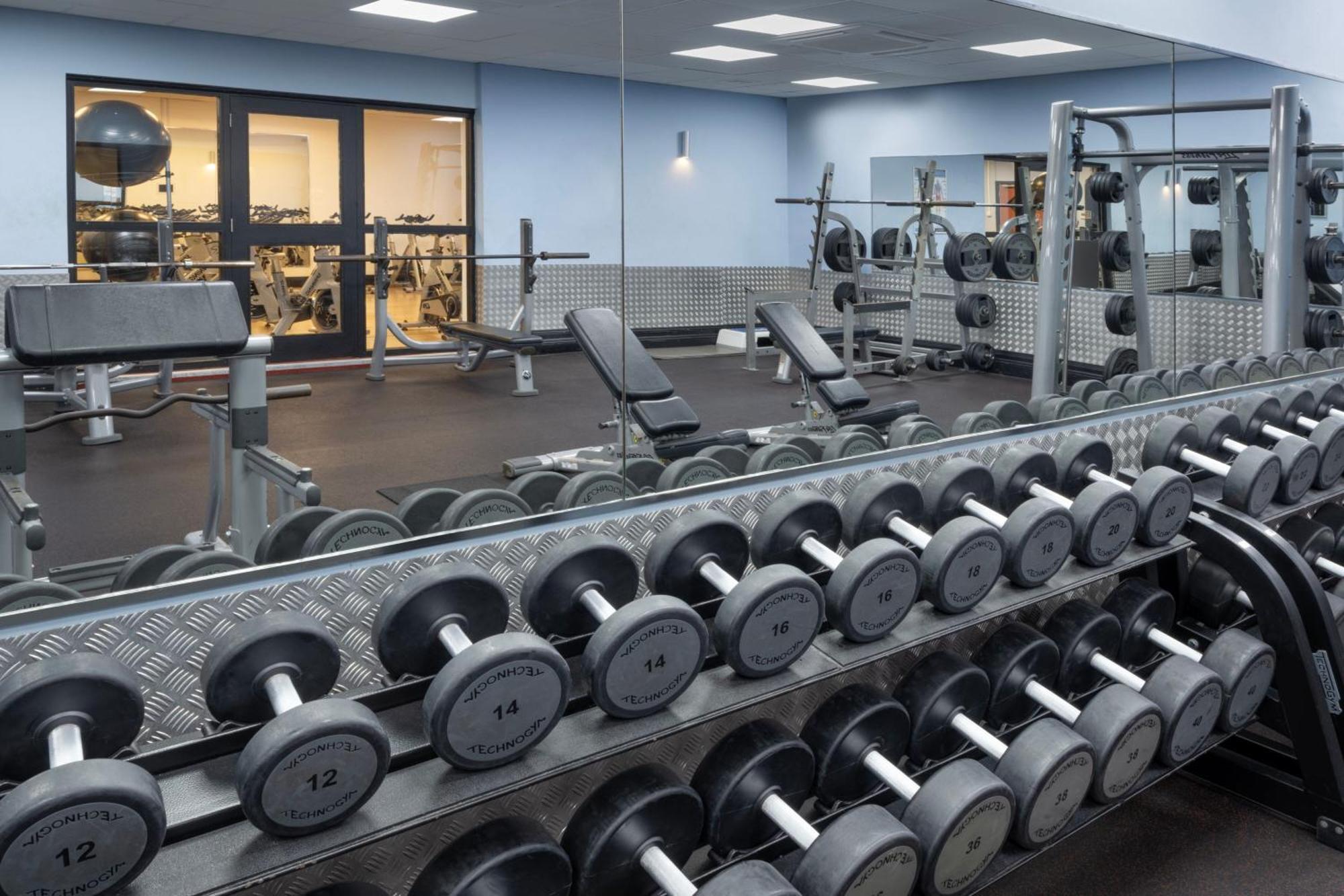 Delta Hotels By Marriott St Pierre Country Club Chepstow Bagian luar foto
